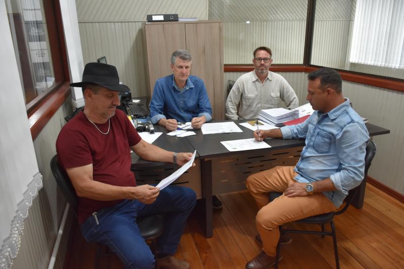 CCJ emite parecer favorável à tramitação de projeto sobre operação de crédito